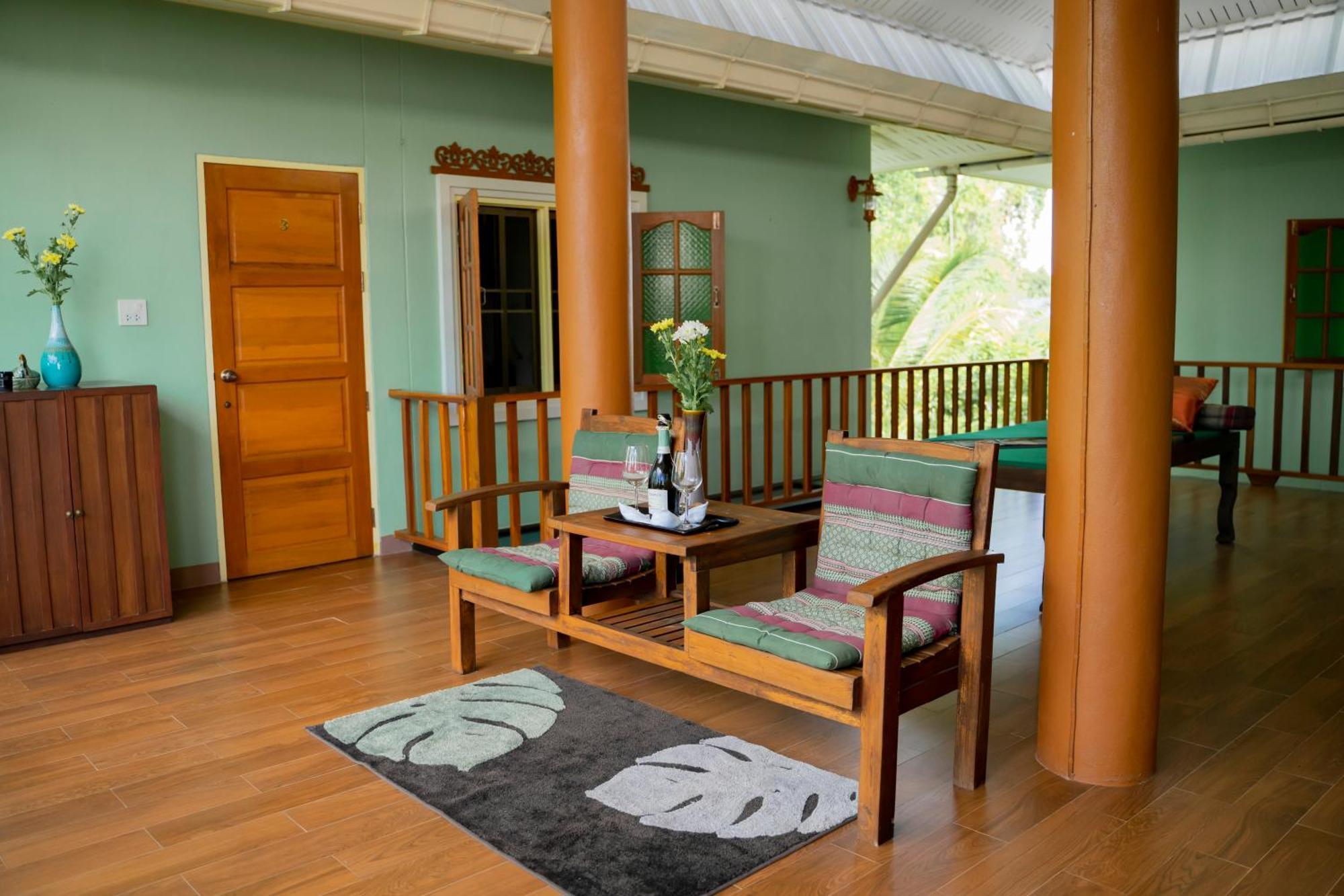 Baan Innto Resort Fang Exterior photo